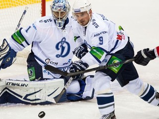 KHL: Slovan vstúpil do play-off prehrou s Dinamom Moskva 1:5