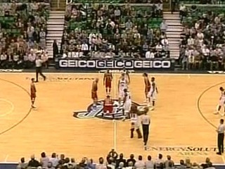 V basketbalovom zápase útočili na tristobodovú hranicu skóre