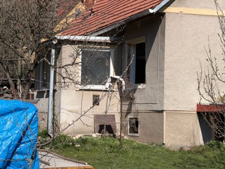 Dramatické chvíle: Výbuch plynu zranil majiteľa domu, jeho stav je mimoriadne vážny