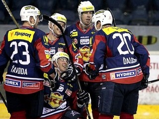 Zvolen sa šplhá hore, v Bratislave so štvrtou výhrou v rade