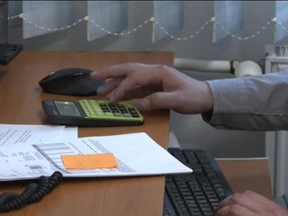 Štát poslal za pozemok náhradu v centoch. Peniaze prišli iba formou poštovej poukážky