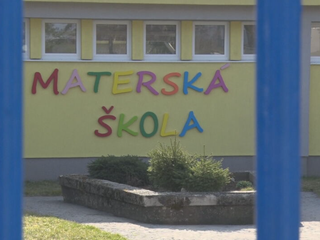 Materská škola prišla o viac než 230-tisíc eur. Riaditeľka naletela podvodníkom