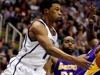 Lakers víťazia aj bez hviezdy Bryanta