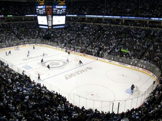 Fanúšikovia vo Winnipegu chcú staré toaletné žľaby