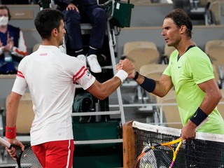 Nadal prehral tretíkrát v živote v Paríži. Druhý raz s Djokovičom. Ten zdolal Everest