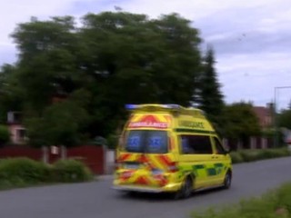 Nehoda pri Štúrove. Neprežila jedna osoba