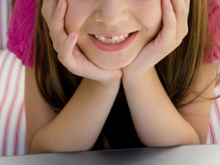 Stúpajú počty sexuálne zneužívaných detí.  Priemerný vek dievčat je 13 rokov