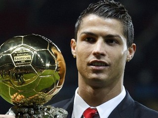 Cristiano Ronaldo je slabý futbalista, vtipkoval Ancelotti