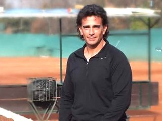 Otec ma trýznil a s mamou mi ukradli milióny