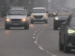 Benzín a nafta opäť zdraželi. Vodiči v januári platia za liter o 1,5 centa viac