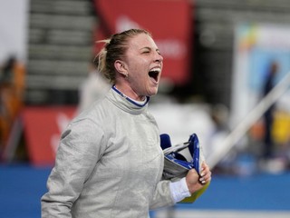 Ukrajinská šermiarka, ktorá odmietla podať Ruske ruku, predsa pôjde na olympiádu