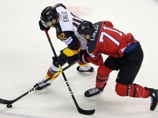 Kanada po vysokom víťazstve do štvrťfinále, spolu s ňou aj Fínsko a Nemecko