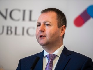 Poslanec Kéry sa prvýkrát vyjadril k facke, ktorú mal dať mladému mužovi v Zlatých Moravciach