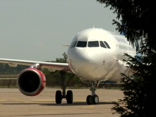 Podľa Denníka N jeden z dvanástich pasov členov vietnamskej delegácie nemal schengenské víza