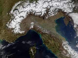 Manželia sa pred 75 rokmi stratili. Našli ich zamrznutých v Alpách