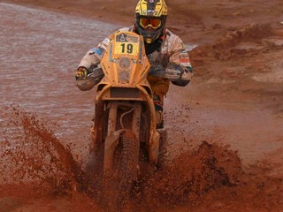 Coma mieri za triumfom, v piatok Jakeš na 9. mieste, Svitko 13.