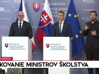Tlačová beseda po rokovaní ministrov školstva Slovenska a Česka