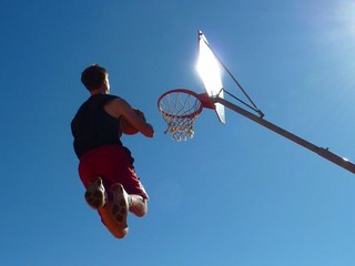 Streetball Tour s tradičnou treťou zastávkou vo Vajnoroch