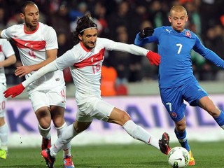 Futbalisti potešili Slovákov a užívali si piskot Turkov