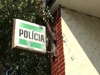 Krvavý útok na ulici: Traja tínedžeri sa pustili do dospelých