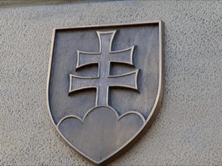 Koalícia sa na menách kandidátov na ústavných sudcov dohodla, tvrdí Bastrnák