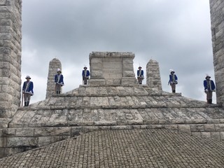 Počas spomienky na generála Štefánika pútal pozornosť jeho dvojník