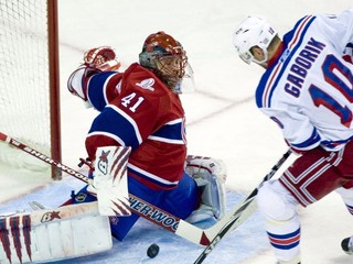 Dvojgólový Gáborík nedohral, Halák znovu víťazne