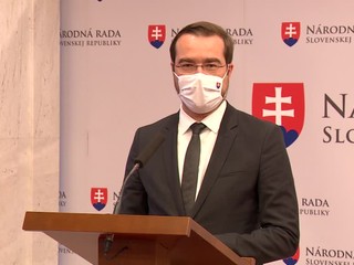 Ministerstvo zdravotníctva prijalo vyhlášku. Týka sa tehotných žien nad 40 rokov, ktoré chcú ísť na interupciu