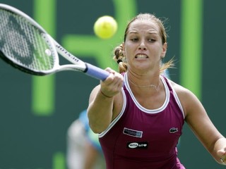 Zľakla sa? Cibulková prehrala s jednotkou Serenou, hoci viedla 6:2, 4:1