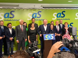 Politici reagujú na ultimátum strany SaS. Hovoria o návrate mafie a predčasných voľbách