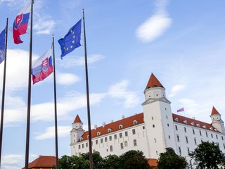 Hlavné mesto sa zadlžuje, Nesrovnal to nepopiera
