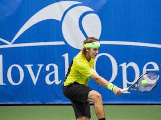 Lacko si nezahrá štvrťfinále vo Washingtone