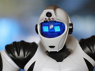 Európa chce vyspelým robotom udeliť práva a povinnosti