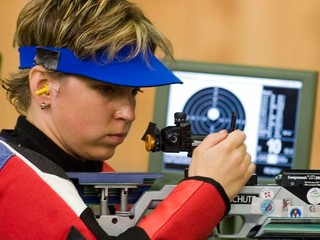 Parastrelkyňa Veronika Vadovičová vyhrala zlato s novým paralympijským rekordom