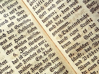 Našla sa 1500 rokov stará Biblia: Obsahuje šokujúce veci