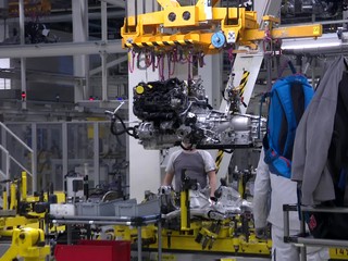 Stále sme automobilovou veľmocou, ale v elektromobilite zaspávame. Nebudujeme infraštruktúru