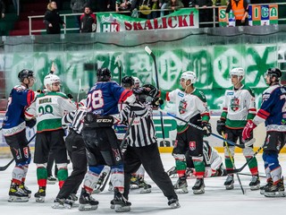 Pred poslednou štvrtinou programu s najlepšími kartami Žilina