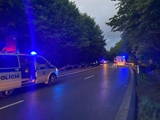 Čelná zrážka áut na východe si vyžiadala jeden ľudský život a 5 zranených