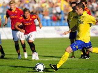 Ján Novák na skúške v Birminghame, Hovančíka otestuje Blackburn