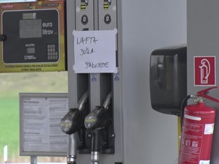 Ropná kríza zasiahla Slovensko: Bežná nafta došla, vodiči tankujú drahšie varianty