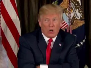 Pornoherečke zaplatili, aby pred voľbami mlčala o styku s Trumpom