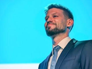 Šimečka nebude predsedom poslaneckého klubu PS, v kuloároch však koluje toto meno