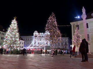 Niektoré mestá budú mať pre zvyšovanie cien energií obmedzené vianočné osvetlenie