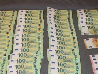 Kriminalisti rozbili jeden z najväčších pašeráckych gangov. Zameriavali sa na cigarety