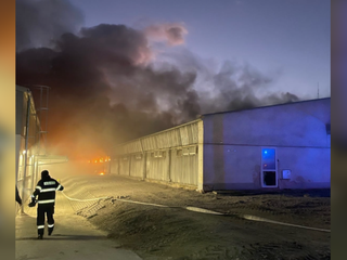 Nové zistenia o požiari vo Vištuku. Požiar zachvátil maštaľ s ošípanými