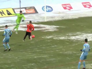 Greifova pätička obletí svet