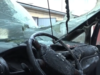 Šofér na túto cestu nezabudne. Počas jazdy mu vzbĺklo auto