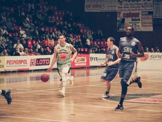 Prievidza vyhrala základnú časť, majster tretí