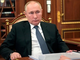 ONLINE: Zahraničné firmy musia od 1. apríla za ruský plyn platiť v rubľoch