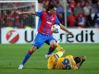 V kádroch na skupinovú fázu osem Slovákov